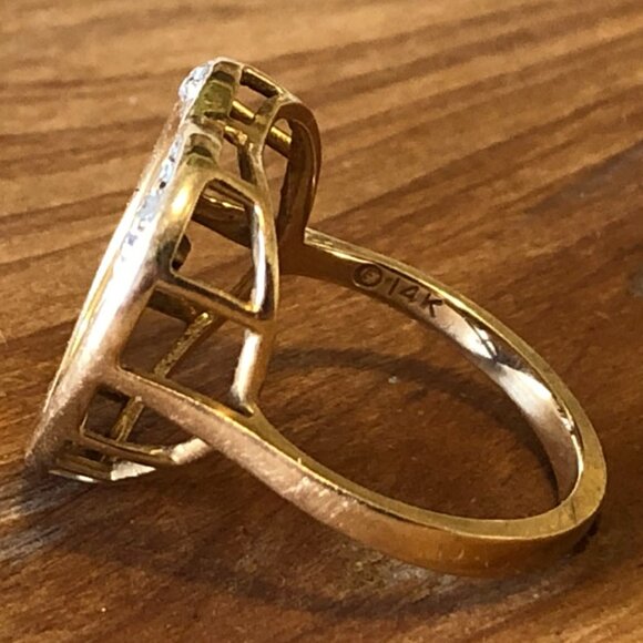 Heart Shaped 14K & Diamond Ring w/ 5 Yuan .999 Gold Panda Coin Size 6 - Picture 5 of 6